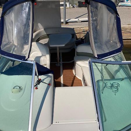 Hebergement Insolite Sur Un Bateau A Quai Hotel La Londe-les-Maures Buitenkant foto