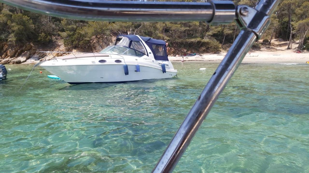 Hebergement Insolite Sur Un Bateau A Quai Hotel La Londe-les-Maures Buitenkant foto